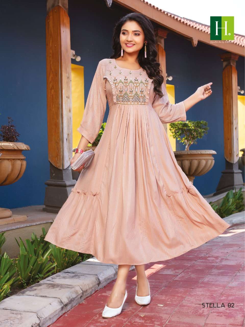 Gown designs for stitching online